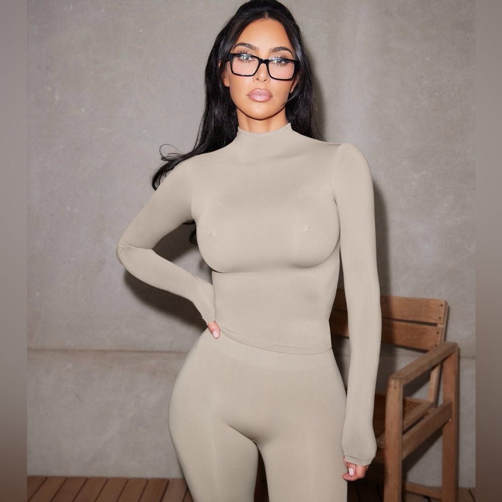 SKIMS ULTIMATE BRA NIPPLE PUSH-UP BRA | 38 B I VARIOUS